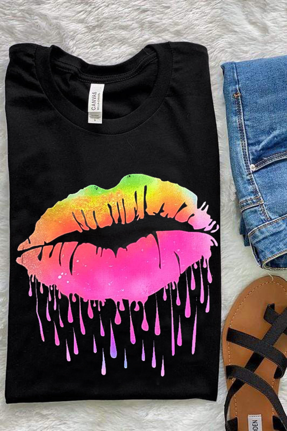 Black Black Neon Lips Graphic Plus Size T-shirt